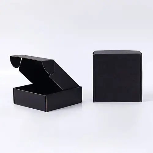 Black mailer